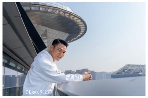 从免费到付费:在线娱乐平台的商业模式演变