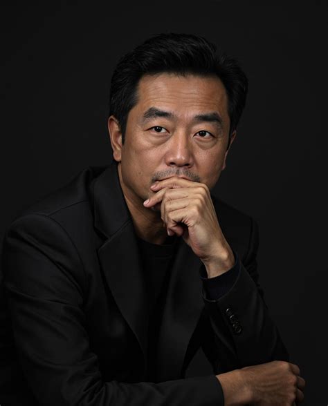 一个隐秘世界的界面：成人综合网的运作模式观察