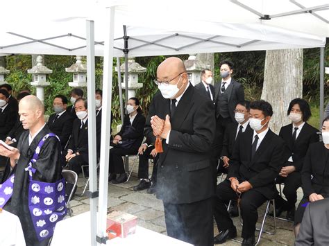 在都市通勤与家庭责任间穿梭的「车上人妻」:一个被忽视的日常场景相关问题有哪些需要注意