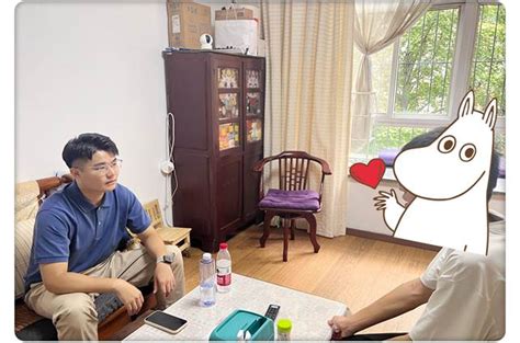 在都市通勤与家庭责任间穿梭的「车上人妻」:一个被忽视的日常场景