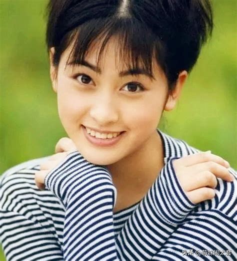 车厢里的独处时光:现代妻子们在路上的自我修复与角色转换