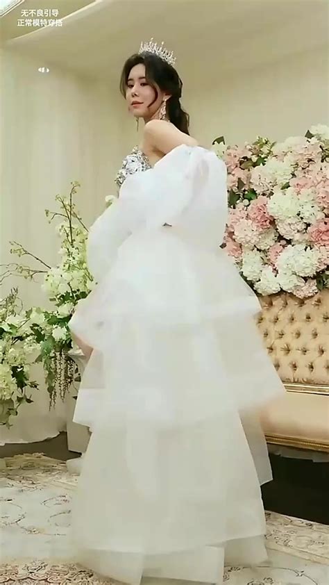 如何看待羞羞漫画与真人化内容的结合现象?