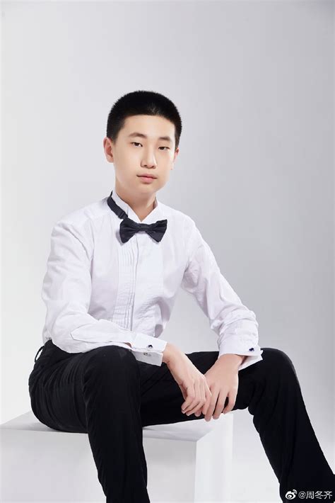 车厢里的独处时光:现代妻子们在路上的自我修复与角色转换