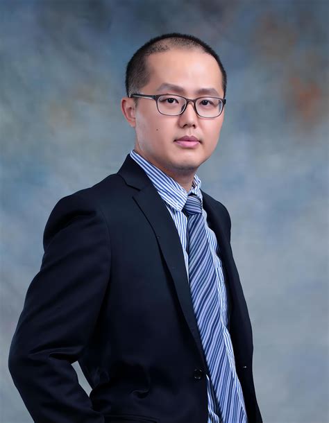 车厢里的独处时光：现代妻子们在路上的自我修复与角色转换