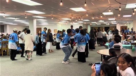 从方向盘到厨房,「车上人妻」如何利用通勤时间连接双重身份