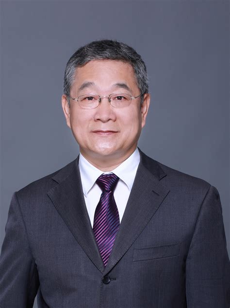 红桃:不只是纸牌花色,更是生活中的一抹亮色与文化符号相关内容示意图 红桃:不只是纸牌花色,更是生活中的一抹亮色与文化符号相关内容示意图