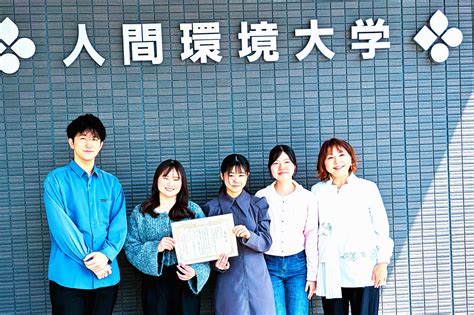 如何看待羞羞漫画与真人化内容的结合现象?