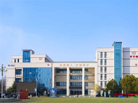 深度解析限时试用背后的消费心理博弈”, “‘先试后买’成为在线服务标配,企业如何把握黄金三十分钟?”, “告别‘永久免費版’, ‘分鐘級體驗’正重塑軟件銷售格局”, “消费者报告: ‘短暂全功能试用’满意度远超传统试用模式