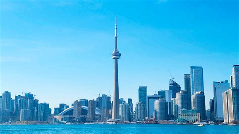 车厢里的独处时光：现代妻子们在路上的自我修复与角色转换