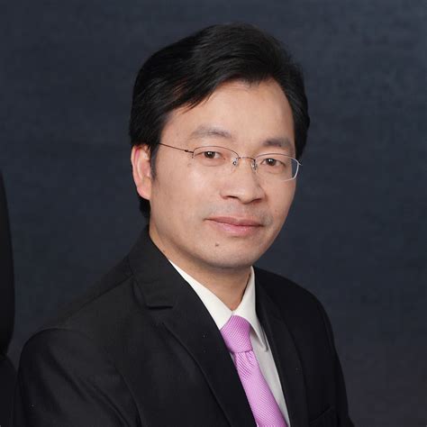 揭秘「车上人妻」的车内世界：不仅是交通工具，更是情绪缓冲带